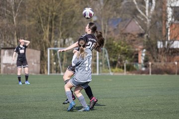 Bild 88 - F SV Henstedt Ulzburg II - SV Boenebuettel-Husberg : Ergebnis: 11:0